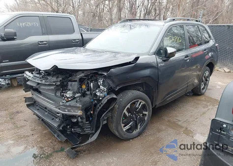 2025 Subaru Forester Premium Hybrid z USA, uszkodzony, nr VIN JF2SLSED2SH423935